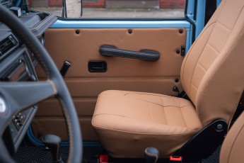 2B-042-Convertible-Mercedes-GWagen-GulfBlue-088653