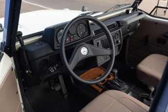 2B-050-Custom-Mercedes-GWagon-White(031)-077676