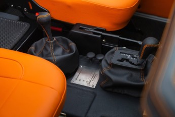 2B-065-Convertible-Mercedes-250GD-DiamondWhite-085419