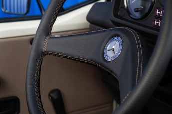 2B-067-Custom-Mercedes-GWagon-White(031)-077676