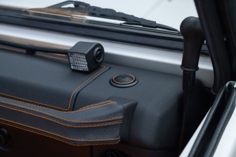 2B-070-Convertible-Mercedes-250GD-DiamondWhite-085419