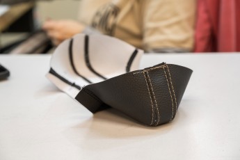 3-006-Custom-Mercedes-GWagon-White(031)-077676