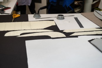 3-007-Custom-Mercedes-GWagon-White(031)-077676