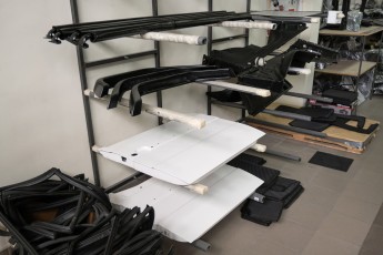 3-011-Convertible-Mercedes-250GD-DiamondWhite-085419