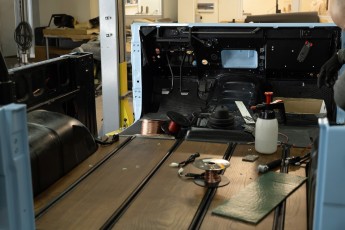 3-025-Convertible-Mercedes-GWagen-GulfBlue-088653