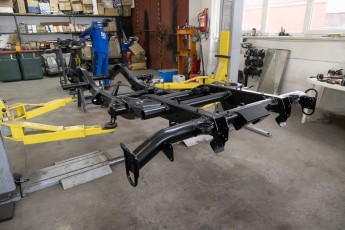 3-030-Custom-Mercedes-GWagon-White(031)-077676