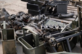 3-044-Custom-Mercedes-GWagon-White(031)-077676