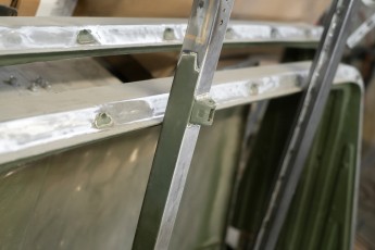 3-057-Convertible-Mercedes-250GD-DiamondWhite-085419