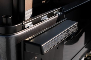 2B-037-Custom-Mercedes-GWagon-VesuvioGrey-070041