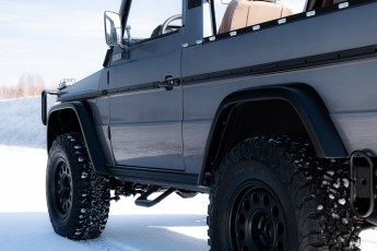 2B-039-Custom-Mercedes-GWagon-VesuvioGrey-070041