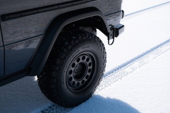 2B-043-Custom-Mercedes-GWagon-VesuvioGrey-070041