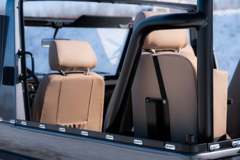 2B-051-Custom-Mercedes-GWagon-VesuvioGrey-070041