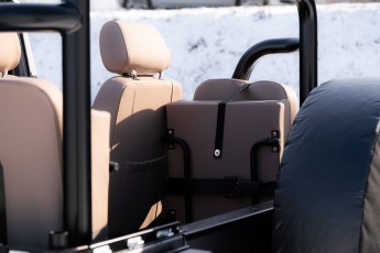 2B-052-Custom-Mercedes-GWagon-VesuvioGrey-070041