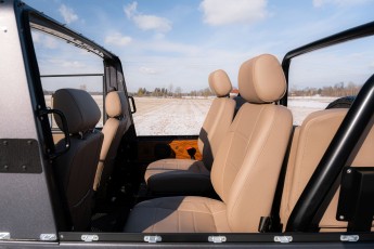 2B-060-Custom-Mercedes-GWagon-VesuvioGrey-070041