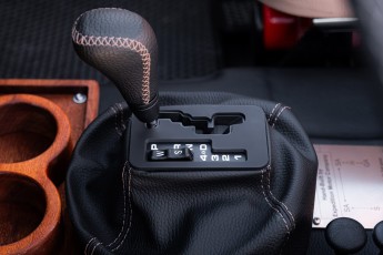 2B-075-Custom-Mercedes-GWagon-VesuvioGrey-070041