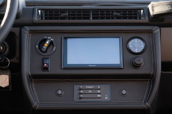 2B-079-Custom-Mercedes-GWagon-VesuvioGrey-070041