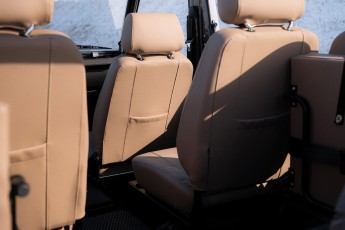 2B-086-Custom-Mercedes-GWagon-VesuvioGrey-070041