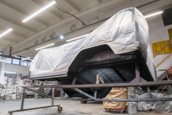 3-035-Custom-Mercedes-GWagon-VesuvioGrey-070041