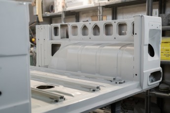 3-042-Custom-Mercedes-GWagon-VesuvioGrey-070041