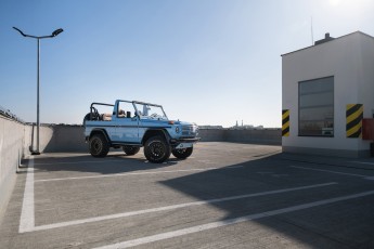 2B-003-Vintage-Mercedes-GWagon-GulfBlue-078148