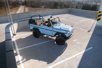 2B-004-Vintage-Mercedes-GWagon-GulfBlue-078148