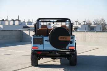 2B-006-Vintage-Mercedes-GWagon-GulfBlue-078148