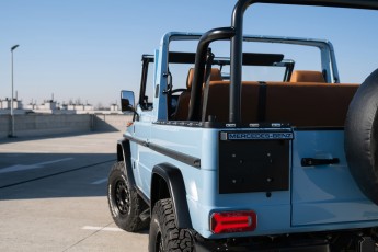 2B-035-Vintage-Mercedes-GWagon-GulfBlue-078148