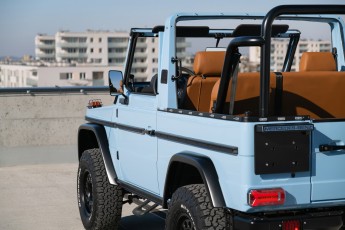 2B-052-Vintage-Mercedes-GWagon-GulfBlue-078148