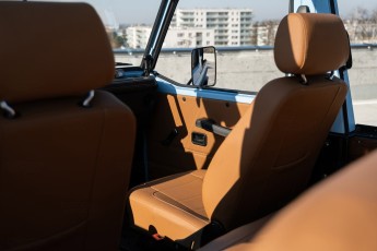 2B-059-Vintage-Mercedes-GWagon-GulfBlue-078148