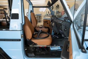 3-010-Vintage-Mercedes-GWagon-GulfBlue-078148