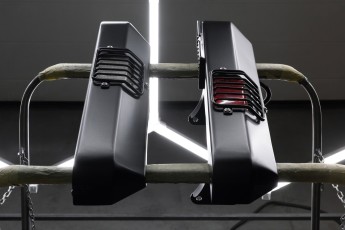 3-016-Vintage-Mercedes-GWagon-GulfBlue-078148