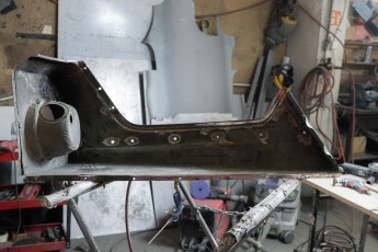 3-051-Vintage-Mercedes-GWagon-GulfBlue-078148