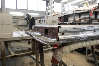 3-061-Vintage-Mercedes-GWagon-GulfBlue-078148