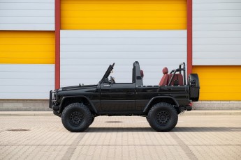 2B-003-Custom-Mercedes-GWagon-ObsidianBlack-068611