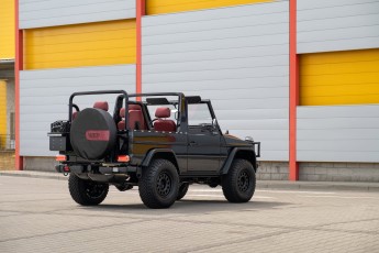 2B-013-Custom-Mercedes-GWagon-ObsidianBlack-068611