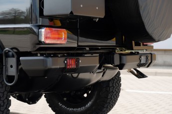 2B-018-Custom-Mercedes-GWagon-ObsidianBlack-068611