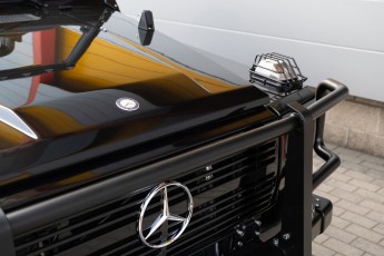 2B-026-Custom-Mercedes-GWagon-ObsidianBlack-068611