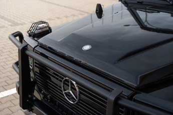 2B-028-Custom-Mercedes-GWagon-ObsidianBlack-068611