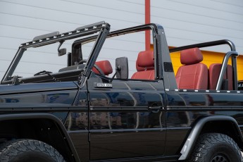2B-031-Custom-Mercedes-GWagon-ObsidianBlack-068611