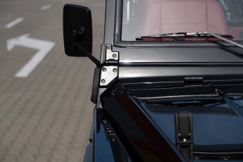 2B-035-Custom-Mercedes-GWagon-ObsidianBlack-068611