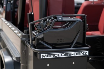 2B-037-Custom-Mercedes-GWagon-ObsidianBlack-068611