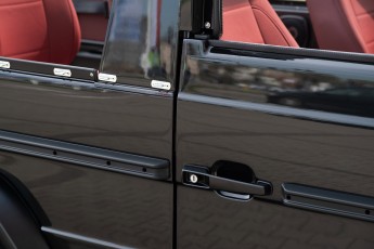 2B-043-Custom-Mercedes-GWagon-ObsidianBlack-068611