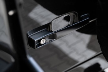 2B-045-Custom-Mercedes-GWagon-ObsidianBlack-068611