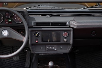 2B-054-Custom-Mercedes-GWagon-ObsidianBlack-068611