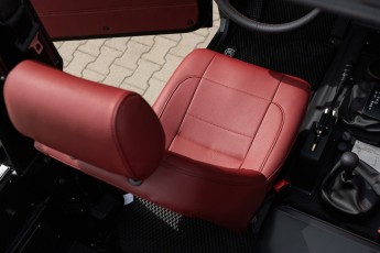 2B-056-Custom-Mercedes-GWagon-ObsidianBlack-068611