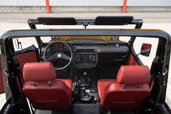 2B-059-Custom-Mercedes-GWagon-ObsidianBlack-068611