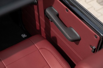 2B-063-Custom-Mercedes-GWagon-ObsidianBlack-068611