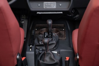 2B-069-Custom-Mercedes-GWagon-ObsidianBlack-068611