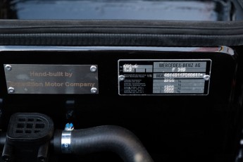 2B-088-Custom-Mercedes-GWagon-ObsidianBlack-068611