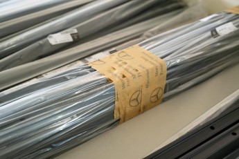 3-021-Custom-Mercedes-GWagon-ObsidianBlack-068611